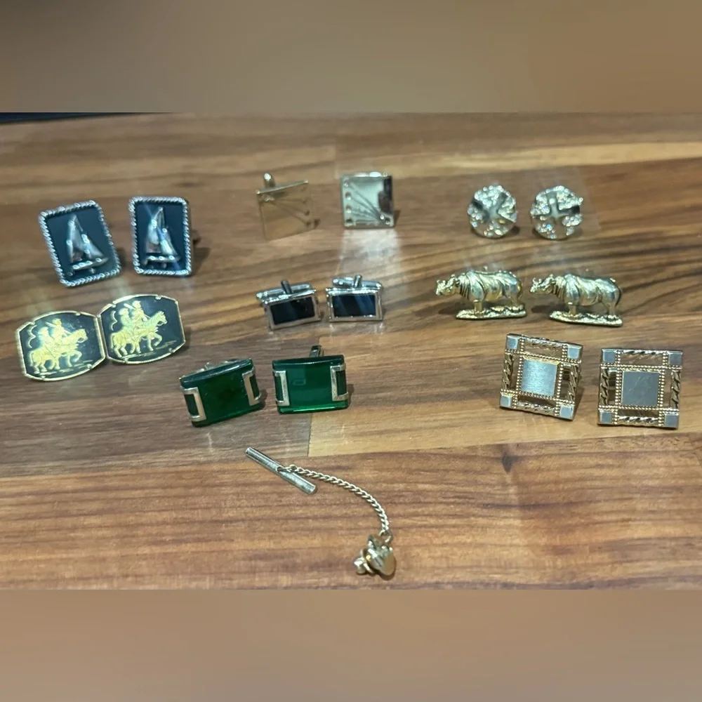 Lot of 8 Vintage Gold and Silver Cufflinks Sets plus a Tie tack clutch w/ chain
